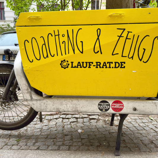 Coaching-Aufkleber von Lauf-Rat auf einem Lastenrad