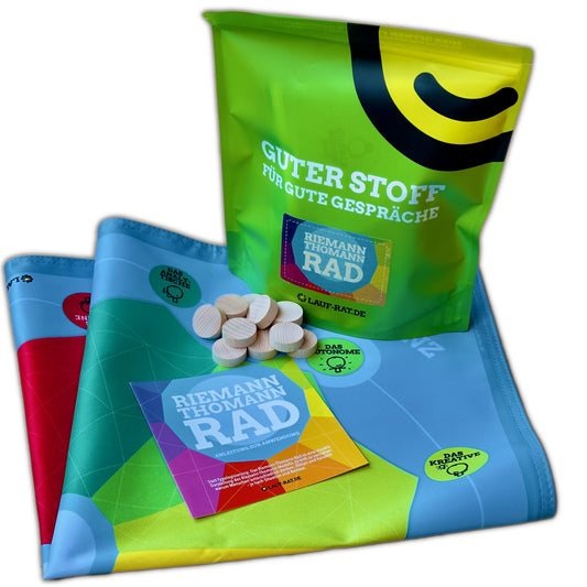 Riemann-Thomann-Modell als Stoffkarte mit Holzsteinen für Supervision und Coaching